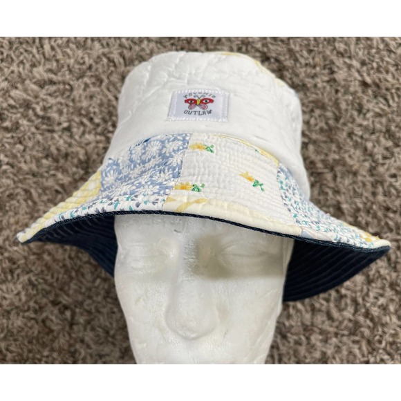 Quilted Outlaw Reversible Bucket Hat NWOT main image 9